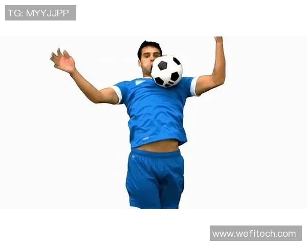 足球明星抱胳膊视频素材集锦展现运动员独特魅力与风采